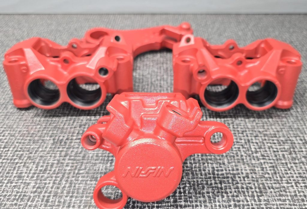 Étriers de frein R1 rouges